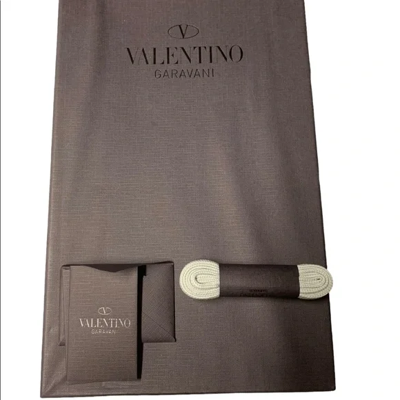 Valentino Garavani Men's Black Valentino Garavani Rockrunner Camouflage Sneakers - Picture 6 of 10